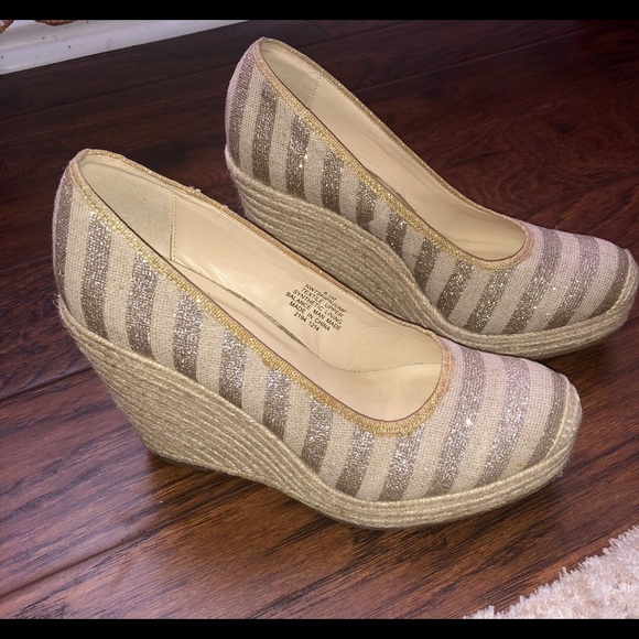 Nine West Shoes - Nine West 4” Wedge Size 8.5